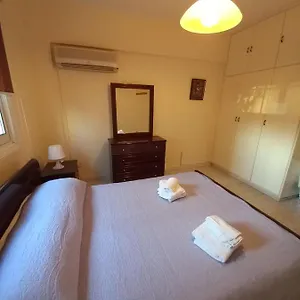 https://2-bedroom-apartment-near-finikoudes.larnacahotels.org